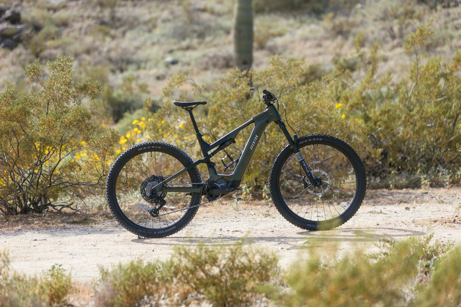 AVENTON - E-MTB