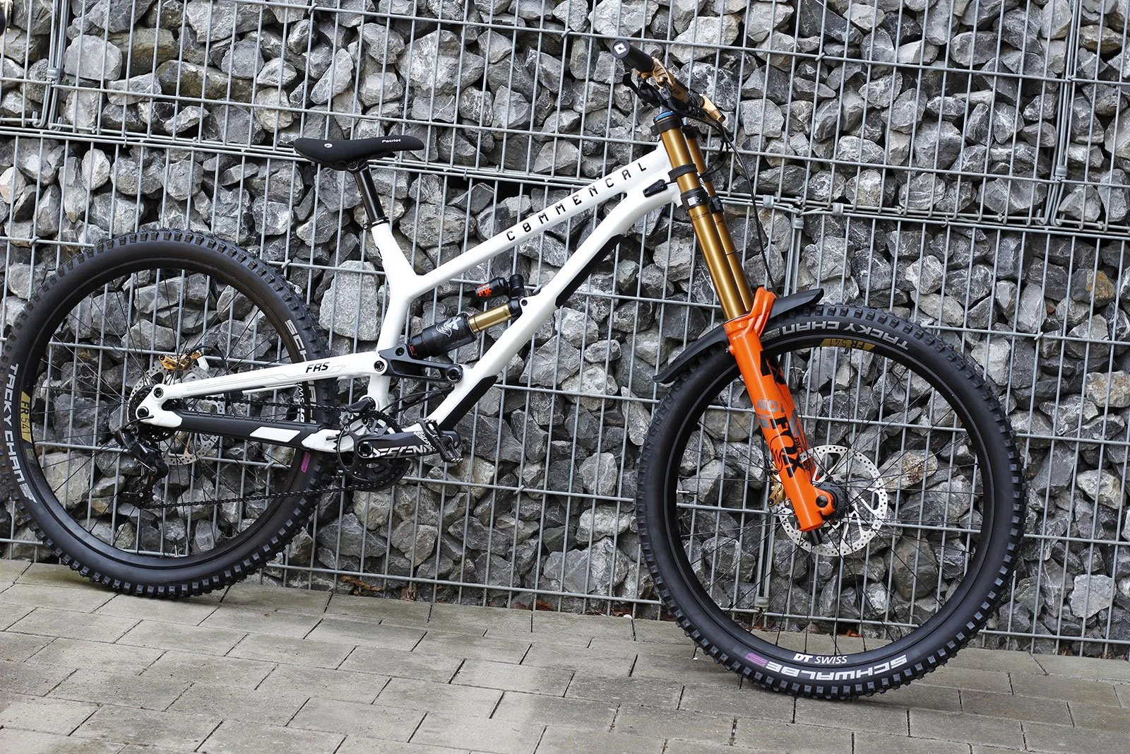 COMMENCAL - FRS SIGNATURE